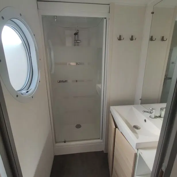 Ohara 734 - Mobile Home Murcia - interior baño