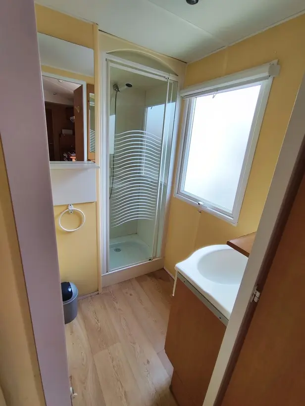IRM Super Mercure 2003- Mobile Home Murcia - interior - baño2