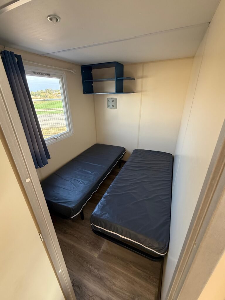 WhatsApp Image 2025-12-15 at 13.34.49 (2)